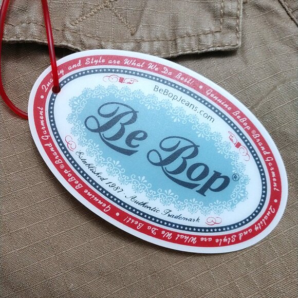 NWT BeBop Women's Brown Cargo Shorts Size 1 Juniors - Picture 11 of 12